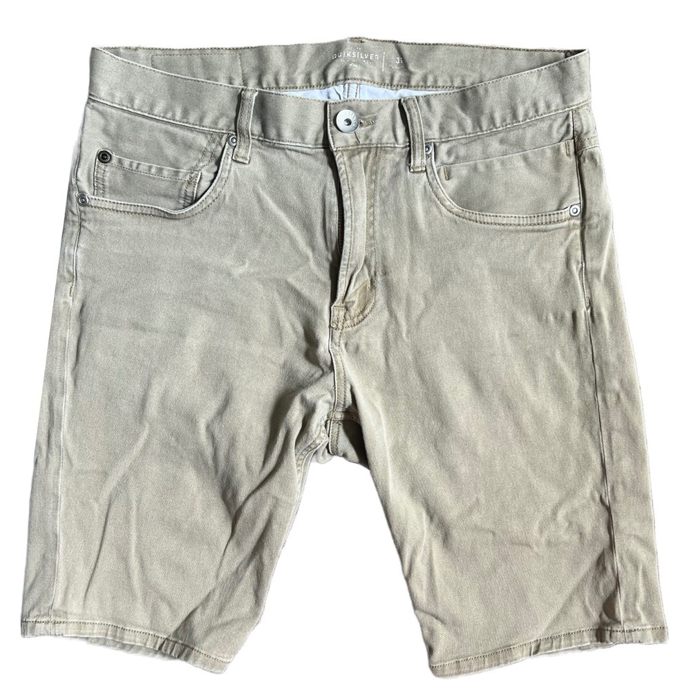 QUICKSILVER TAN / KHAKI SLIM FIT SHORTS SIZE 31